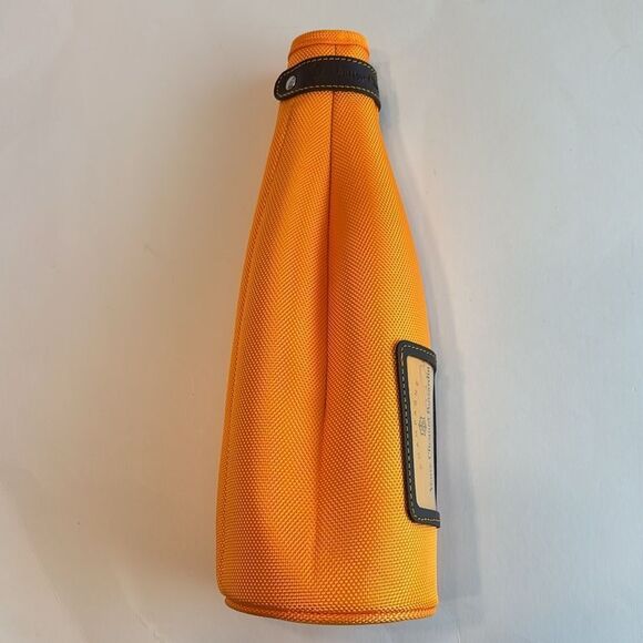 Veuve Clicquot Brut Champagne Orange Insulated Jacket NEW - Picture 5 of 7